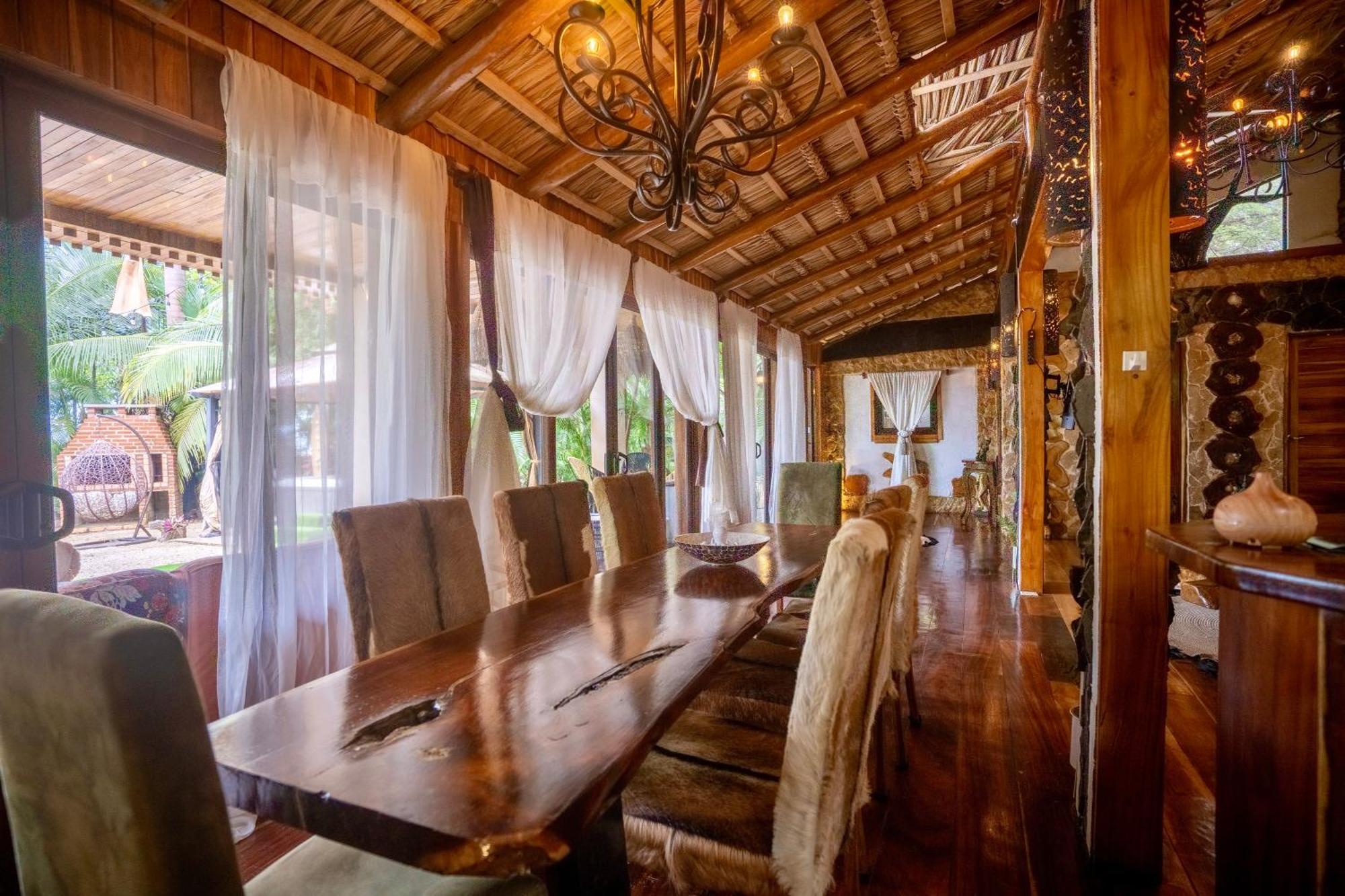 Ocho Artisan Bungalows (Adults Only) Tamarindo Exterior foto