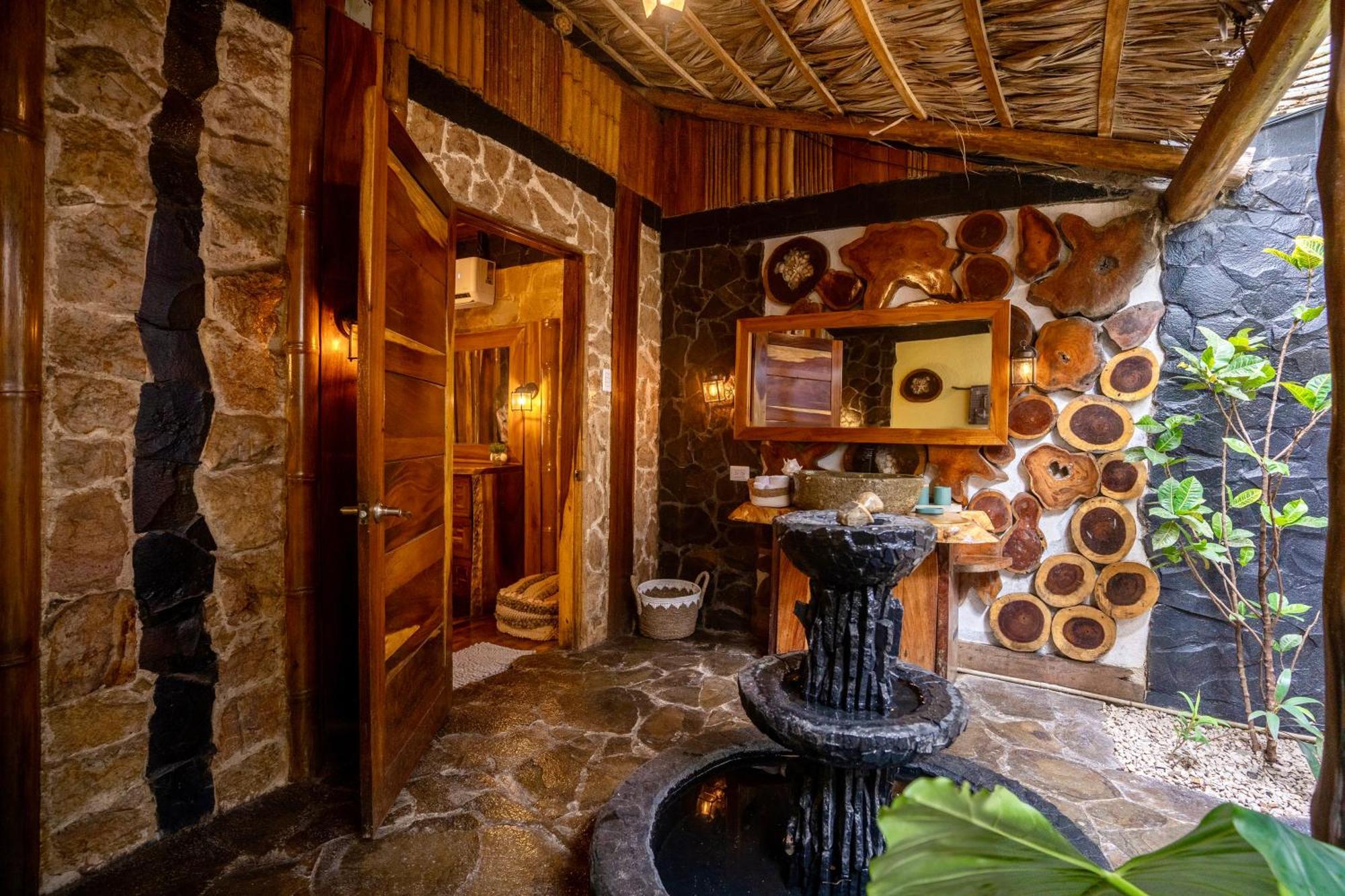 Ocho Artisan Bungalows (Adults Only) Tamarindo Exterior foto